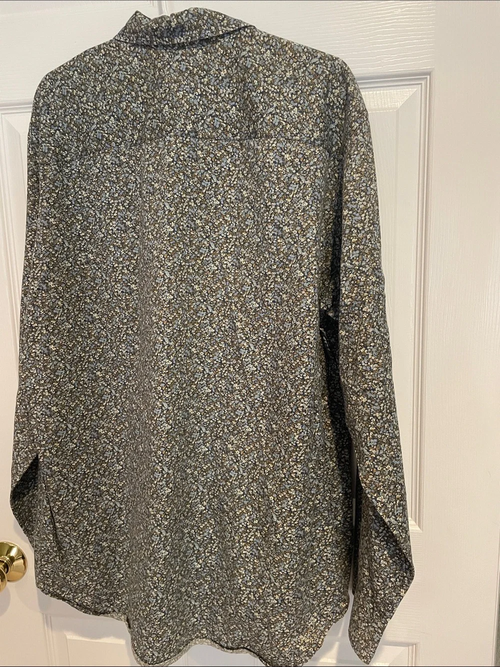 J. Crew Men's Small Floral Print Button-Up Shirt in Gray and Blue